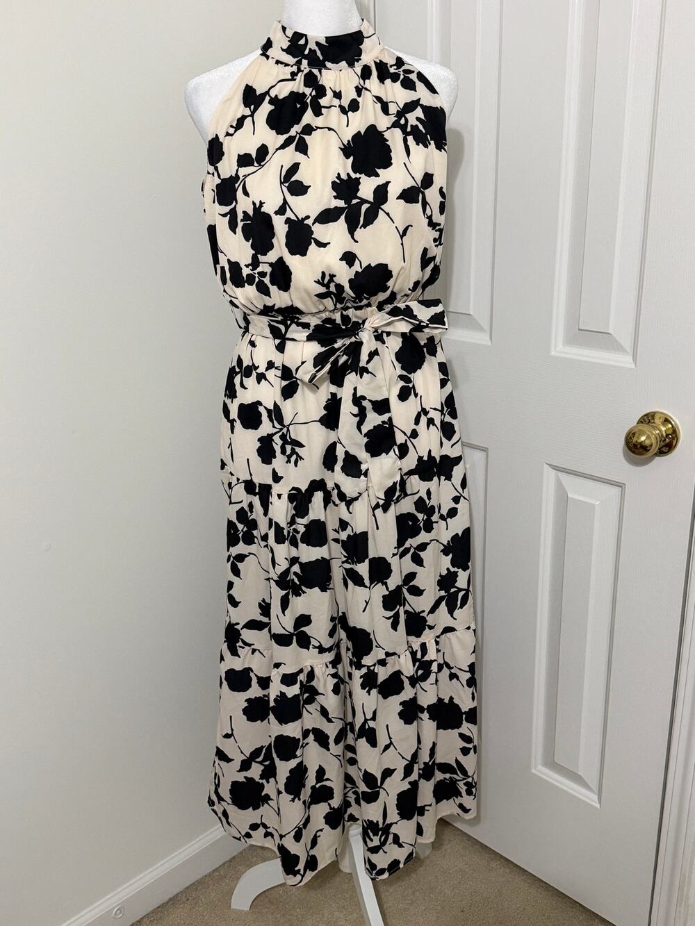 Black & Cream Abstract Print Long Sleeve Maxi Dress